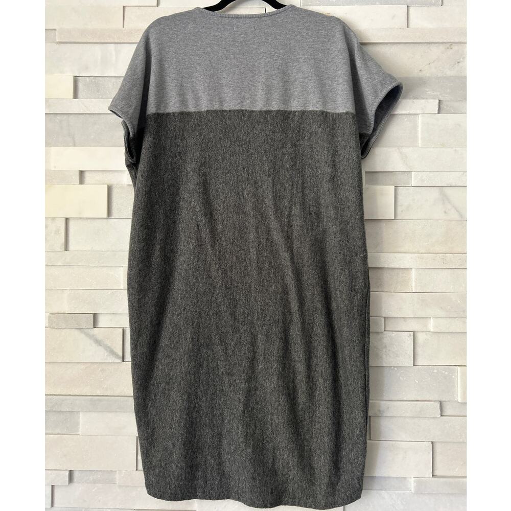 GARNET HILL Paneled Short Sleeved Loose Shift Dress Light and Dark Gray sz M - Picture 2 of 7